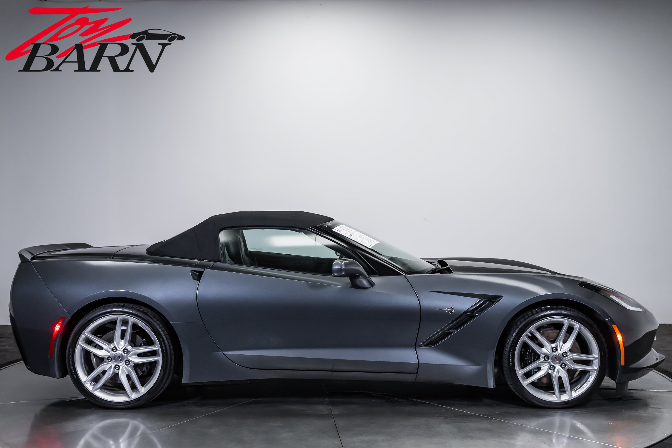 Used 2014 Chevrolet Corvette Stingray Convertible w/ 3LT Preferred Equipment Group RWD image 14