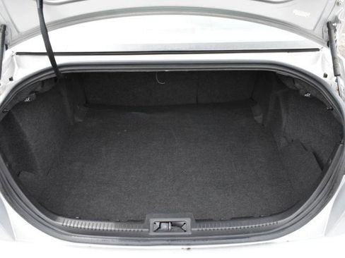 Used 2010 Lincoln MKZ FWD image 7