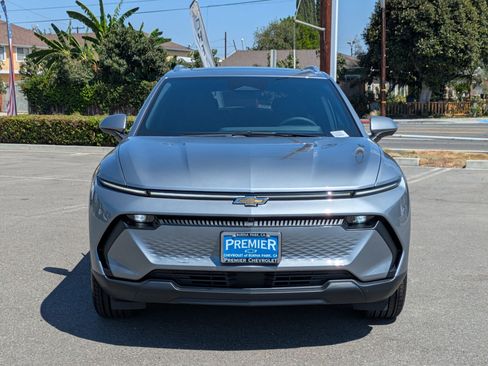 Used 2026 Chevrolet Equinox EV LT w/ LPO, All-Weather Mat Package image 8