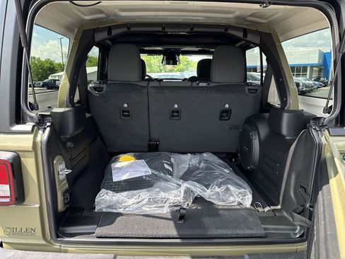 New 2026 Jeep Wrangler Unlimited Sport AWD/4WD image 17