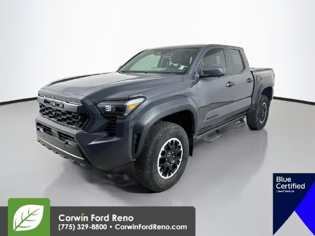 Used 2024 Toyota Tacoma TRD Off-Road w/ TRD Off Road Premium Package AWD/4WD image 4