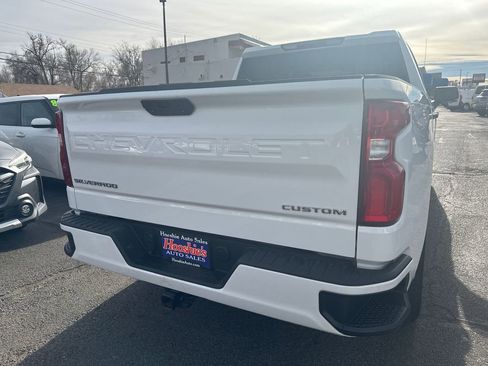 Used 2021 Chevrolet Silverado 1500 Custom image 10