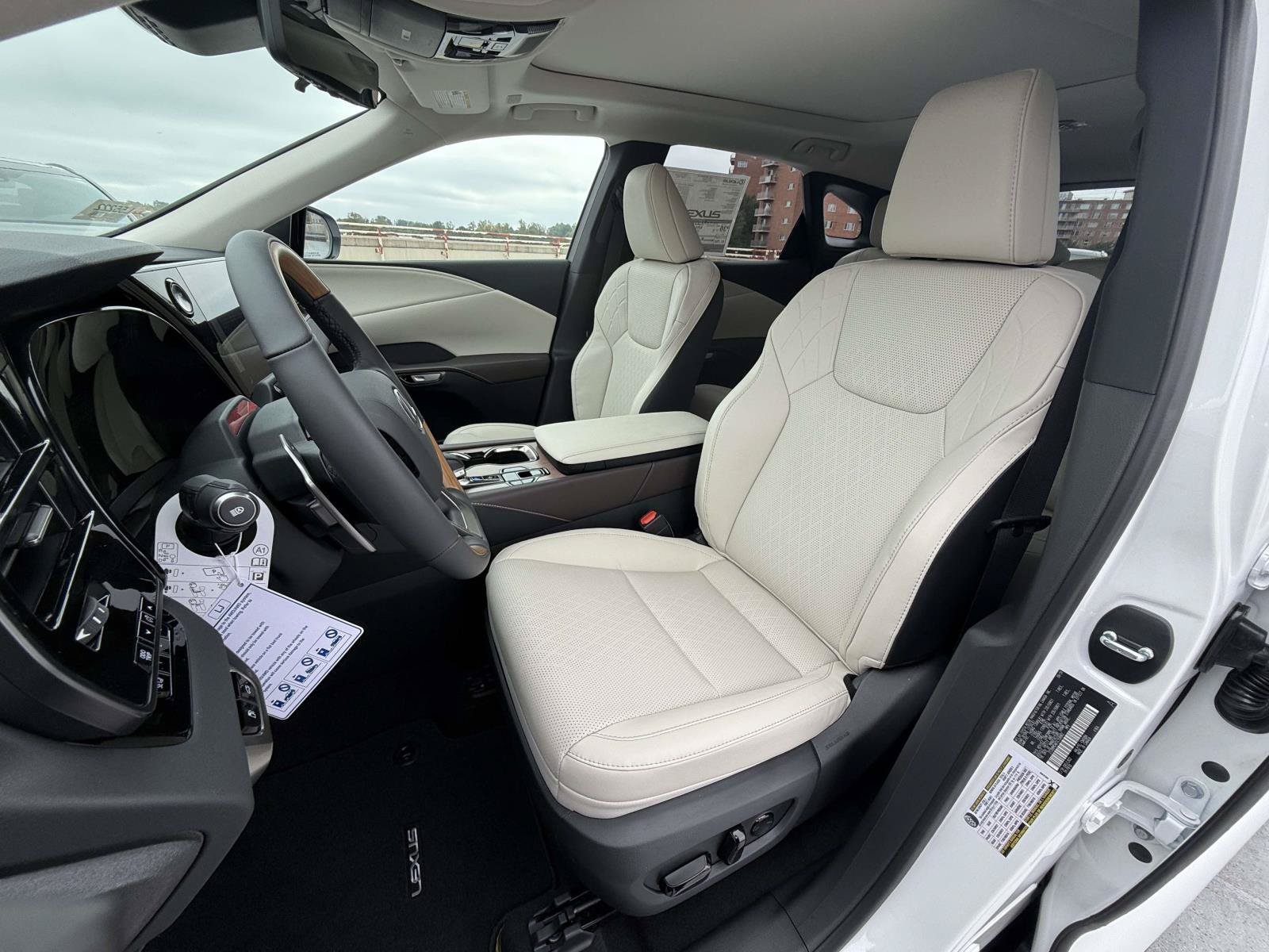 New 2026 Lexus RX 350 AWD/4WD image 2