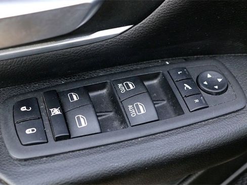 Used 2023 RAM 1500 Lone Star image 23