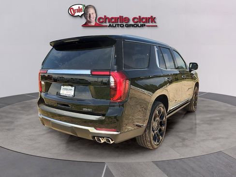 New 2026 GMC Yukon Denali w/ Denali Reserve Package AWD/4WD image 5