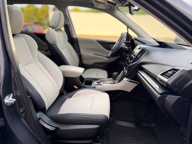 Used 2024 Subaru Forester Premium AWD/4WD image 25