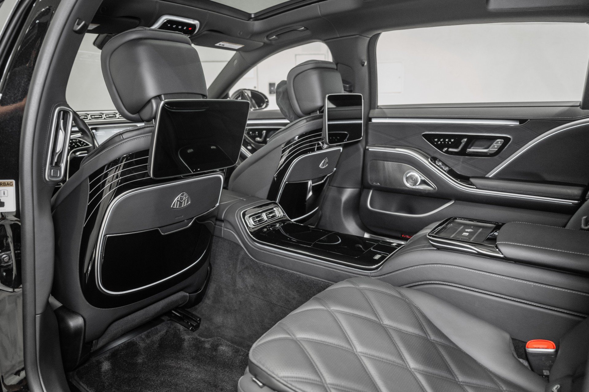Used 2024 Mercedes-Benz Maybach S 580 4MATIC image 22
