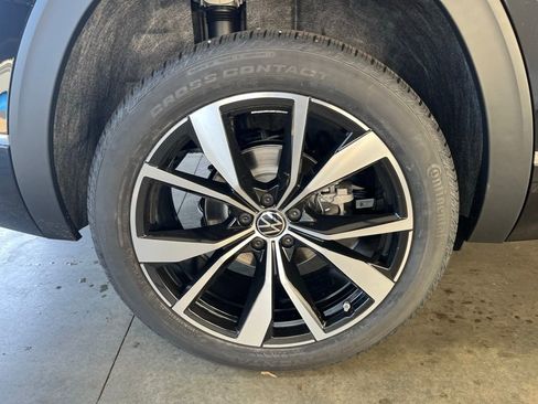 New 2026 Volkswagen Atlas SEL Premium R-Line image 30