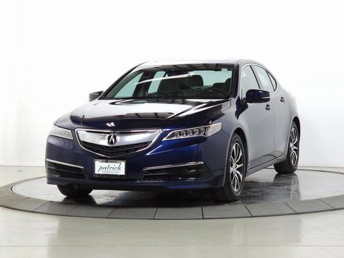 Used 2015 Acura TLX w/ Technology Package image 3