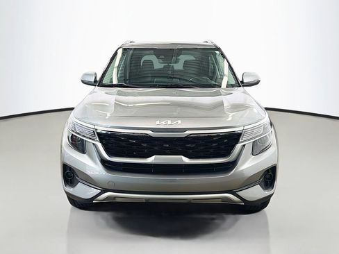 Used 2022 Kia Seltos S AWD/4WD image 3