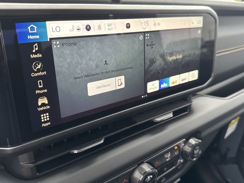 New 2025 Jeep Gladiator High Tide image 24