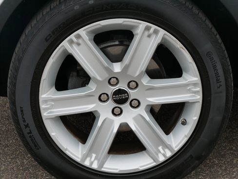 Used 2013 Land Rover Range Rover Evoque Pure Premium image 10