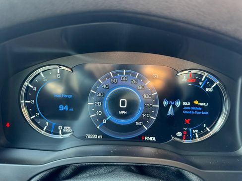 Used 2020 Cadillac Escalade Luxury AWD/4WD image 9