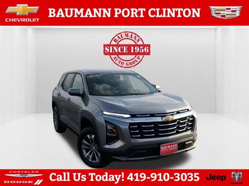 Used 2025 Chevrolet Equinox LT FWD image 1