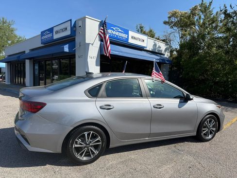 Used 2024 Kia Forte LXS FWD image 14