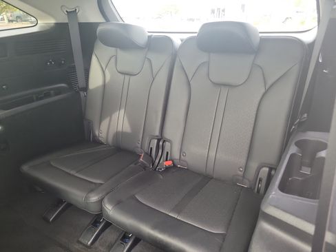 Used 2023 Kia Sorento SX FWD image 16