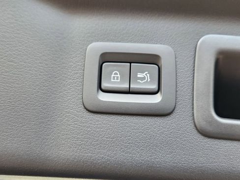 New 2025 MAZDA CX-90 Plug-In Hybrid w/ Premium Plus image 23