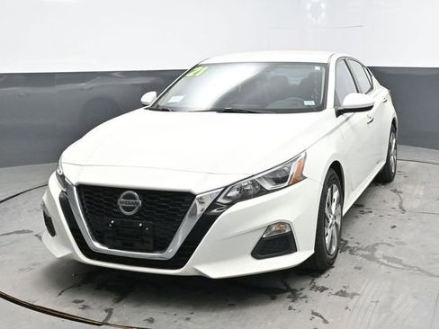 Used 2021 Nissan Altima 2.5 S FWD image 2