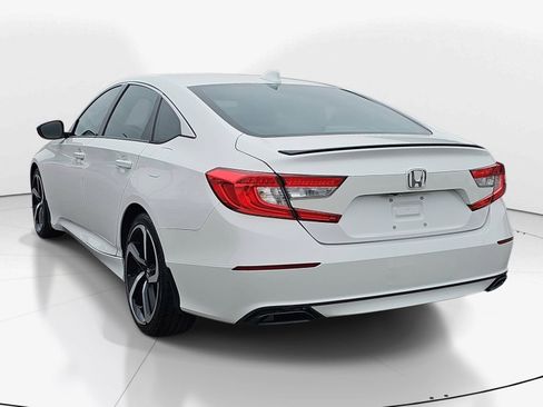 Used 2019 Honda Accord Sport image 6