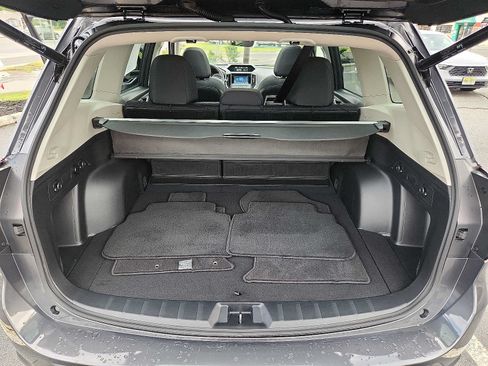 Used 2023 Subaru Forester Premium AWD/4WD image 28