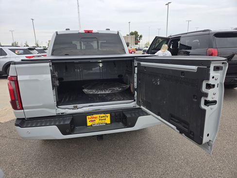 Used 2024 Ford F150 Platinum w/ FX4 Off-Road Package AWD/4WD image 23