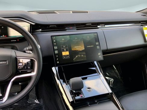 New 2026 Land Rover Range Rover Sport SE AWD/4WD image 8