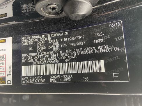 Used 2018 Toyota 4Runner SR5 Premium AWD/4WD image 37