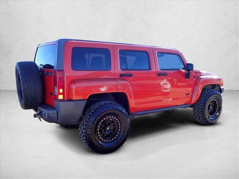 Used 2009 HUMMER H3 Alpha image 4