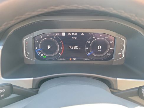 Certified 2023 Volkswagen Atlas Cross Sport SEL R-Line image 13