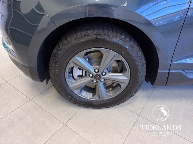 Used 2023 Ford Edge SEL w/ Sport Appearance Package AWD/4WD image 32