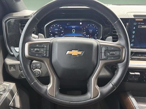 Used 2022 Chevrolet Silverado 1500 High Country AWD/4WD image 9