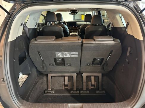 Used 2026 Kia Carnival FWD image 34
