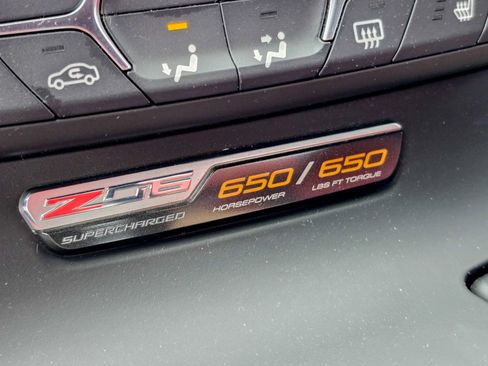 Used 2016 Chevrolet Corvette Z06 w/ 3LZ Preferred Equipment Group image 50