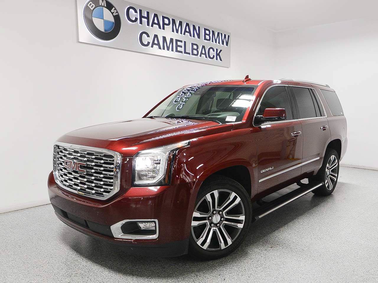Used 2020 GMC Yukon Denali w/ Denali Premium Package AWD/4WD image 1