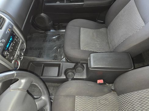 Used 2012 GMC Canyon SLE image 18