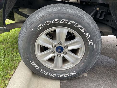 Used 2020 Ford F150 XLT w/ Equipment Group 301A Mid AWD/4WD image 5