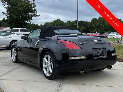 Used 2005 Nissan 350Z Touring image 5