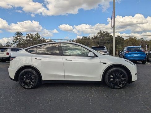Used 2020 Tesla Model Y Performance image 2