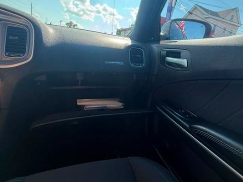 Used 2019 Dodge Charger R/T RWD image 28
