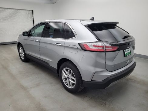 Used 2022 Ford Edge SEL w/ Convenience Package AWD/4WD image 3