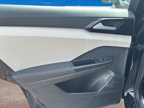 New 2026 Volkswagen Taos S FWD image 14