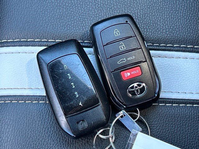 Used 2025 Toyota Camry SE AWD/4WD image 59