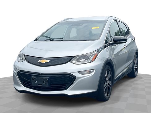 Used 2017 Chevrolet Bolt Premier w/ Driver Confidence II Package FWD image 1
