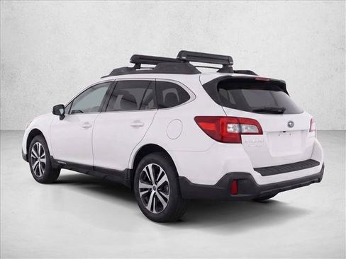 Used 2018 Subaru Outback 2.5i Limited AWD/4WD image 5