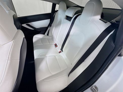 Used 2019 Tesla Model 3 Performance image 20