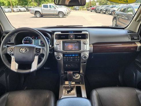 Used 2015 Toyota 4Runner Limited AWD/4WD image 19