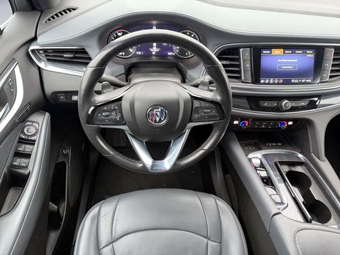 Used 2024 Buick Enclave Premium image 15