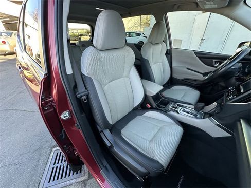 Certified 2023 Subaru Forester Premium image 15