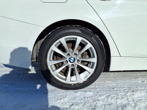 Used 2017 BMW 320i xDrive Sedan image 6