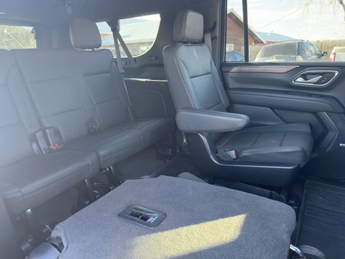 Used 2024 Chevrolet Suburban High Country image 22